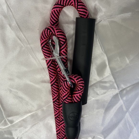 HALO Dog Black/Hot Pink 5FT Braided Rope Leash For Medium & Small Breeds NEW - Picture 7 of 12